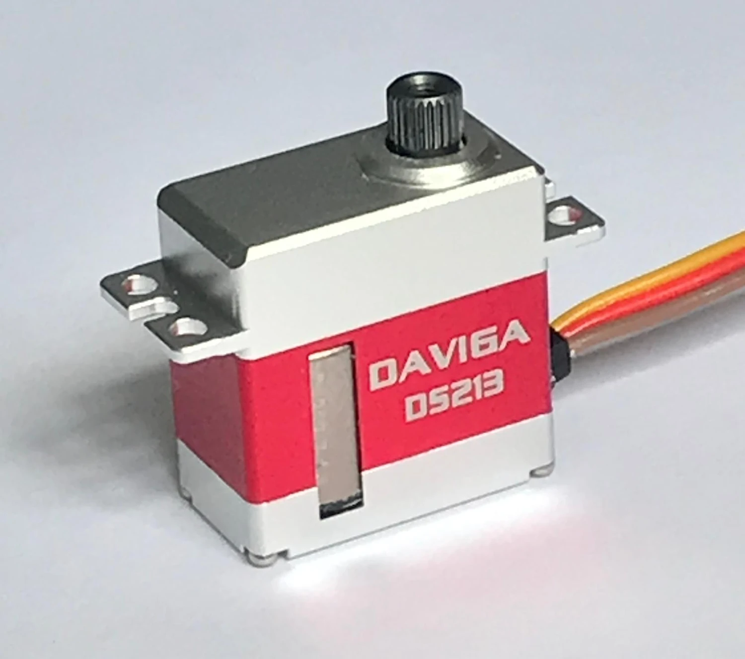 KST Daviga DS213Servo - 3.0Kg.cm 0.06s 16.5g 12mm 3 KST Daviga DS213Servo - 3.0Kg.cm 0.06s 16.5g 12mm - Image 3